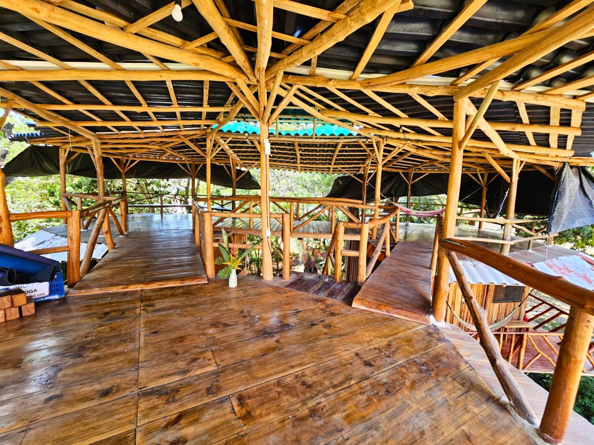 Don Jon'S Surf And Yoga Lodge Playa Santa Teresa  Esterno foto