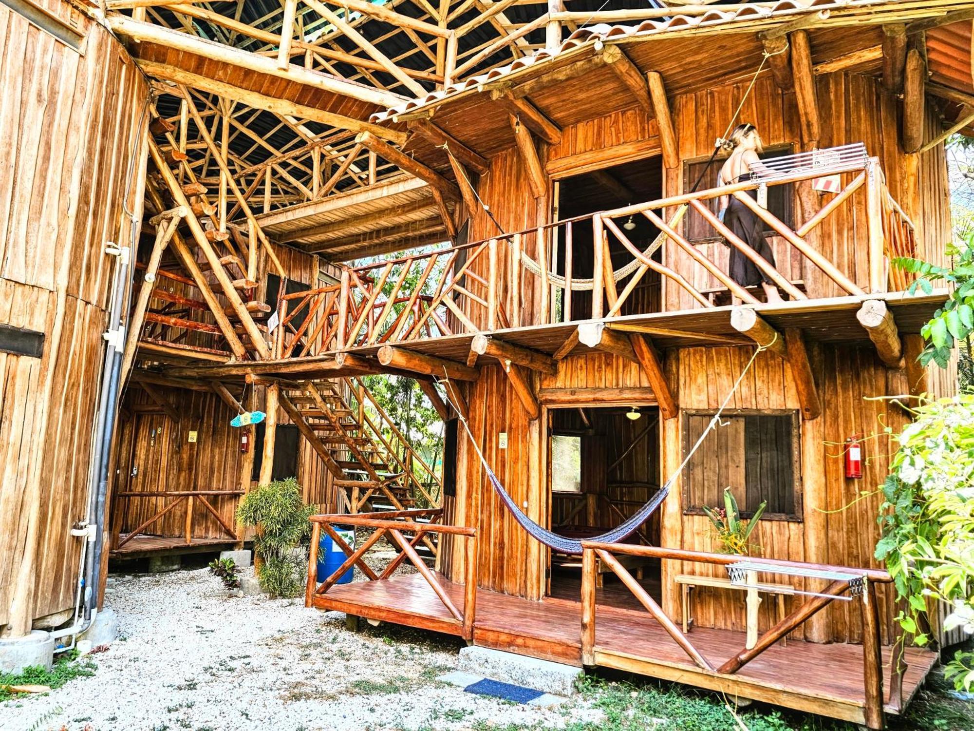 Don Jon'S Surf And Yoga Lodge Playa Santa Teresa  Esterno foto
