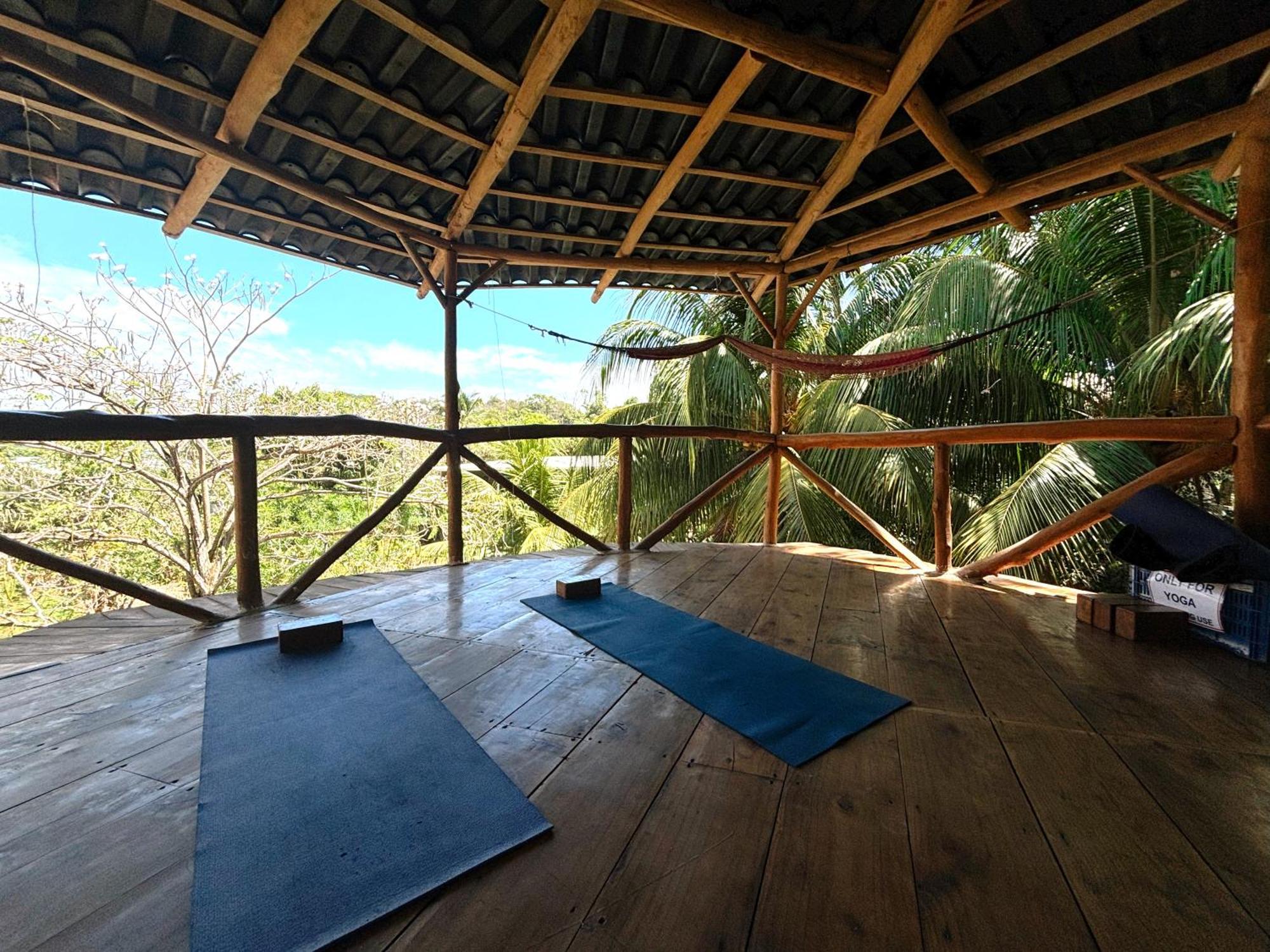 Don Jon'S Surf And Yoga Lodge Playa Santa Teresa  Esterno foto