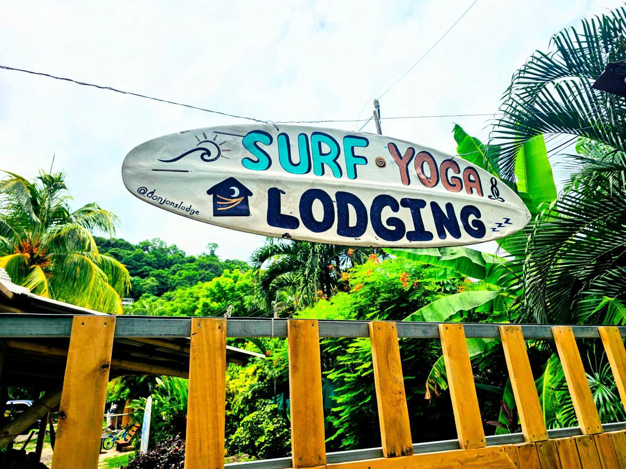 Don Jon'S Surf And Yoga Lodge Playa Santa Teresa  Esterno foto